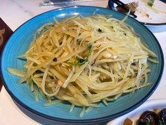 -梅飞酒家(名辉豪庭店)