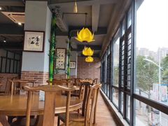 -百荷园蔬食自助餐厅(德辉广场店)