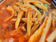-卓雅桂林米粉
