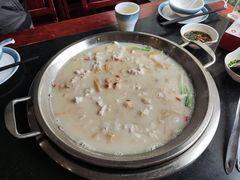 -老来福·非遗酸汤兔(凯旋路店)