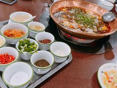 -朝伟清真铜瓢牛肉馆(三十年老·店)