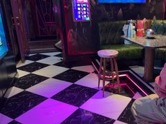 -欢乐迪KTV(观音桥未来国际店)