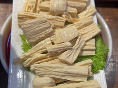 -唇辣号重庆老火锅(燕郊鑫乐汇店)
