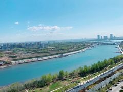 -乌兰湖畔草坪轻奢营地