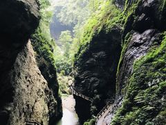 -龙水峡地缝景区