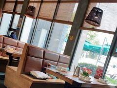 靠窗位-吴越荣记苏州菜·松鼠桂鱼100%活鱼现做(斜塘老街店)