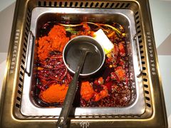 现炒底料金牌牛油锅-雾都渣渣火锅(南城智汇城店)