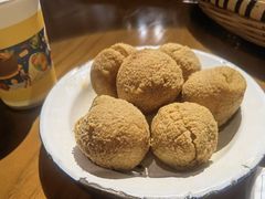 -包整·丝娃娃(一览甲秀楼风景店)