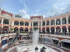 -佛罗伦萨小镇广佛名品奥特莱斯(疏港路店)