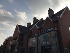 -钟书阁(松江泰晤士小镇店)