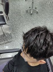 -Tloml salon