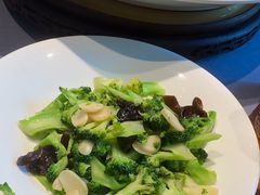 -坛宗剁椒鱼头(河西王府井店)