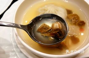 Bamboo Mushroom Steamed Dumpling Soup