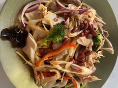 新疆椒麻鸡-董小西的凉皮和椒麻鸡(三元桥店)
