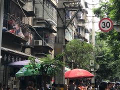-全家福米线