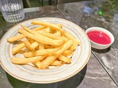 -LESCEDARS Brasserie Bistro香柏树