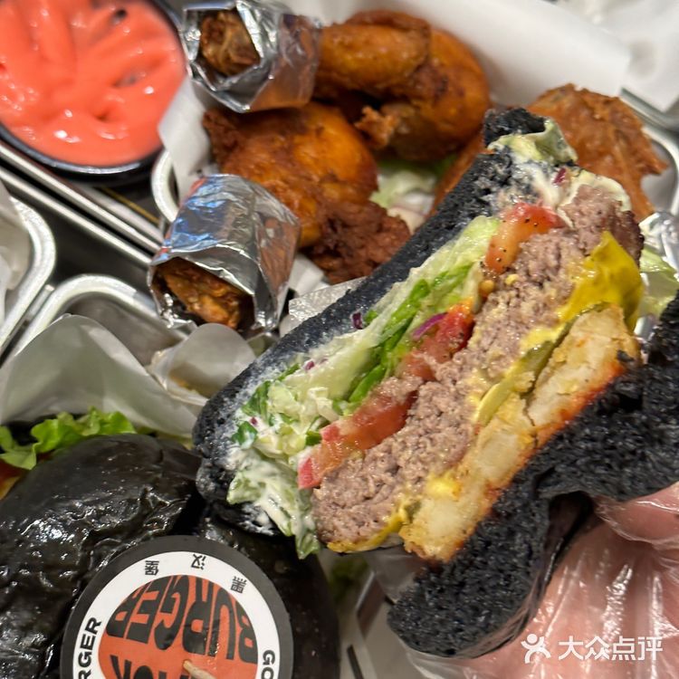 重庆探店 |   black burger黑汉堡🍔