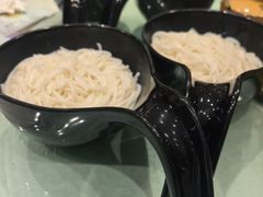 -老国贸云南传统过桥米线(滇池店)