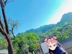 -百里峡七彩艺术小镇