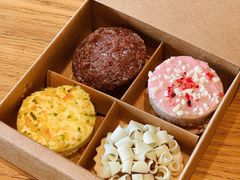 -星巴克(洛阳中州路王府井店)