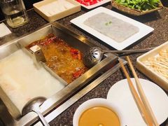 -皇城老妈·大连海鲜火锅(港湾店)