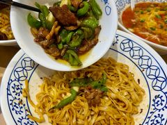 -李与白包子铺(桐梓林店)