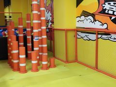 -爱蹦iBOON蹦床运动馆(江汉店)