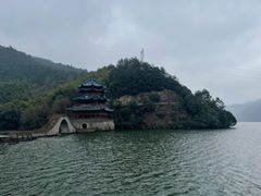 -严子陵钓台(富春江小三峡)