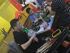 -钢管厂五区小郡肝串串香(南山店)