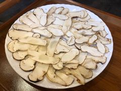-峰瑞藏地美食·石锅鸡·牦牛肉(大昭寺品牌店)