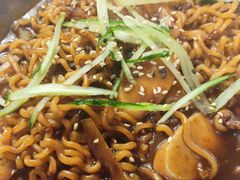 炸酱拉面-富乐满韩国正宗炸鸡韩国料理(虹泉路店)