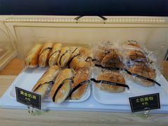 -韩国利尔面包(桂林路店)