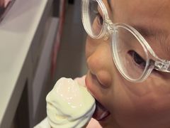 -汉堡王(颐和汇邻湾广场店)