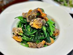 -五谷丰登农家院·地道胶东菜·海鲜烧烤(威海店)