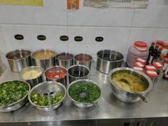 -牛一煲美食(江高店)