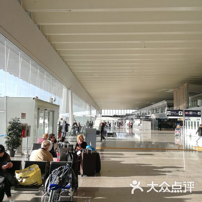 罗马钱皮诺机场