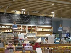 -猫的天空之城概念书店(印象城购物中心店)