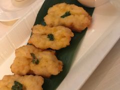 窝贴大虾多士-天龙轩(香港丽思卡尔顿酒店)