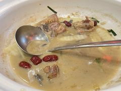 -鱼痴渔醉·食鲜集(月亮湾店)