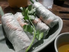-大头虾越式风味餐厅(光明广场店)