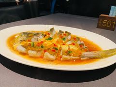 炳胜辣蒸鱼头-小炳胜(卓悦中心店)