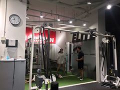 -汗水空间私教健身连锁(SM广场店)