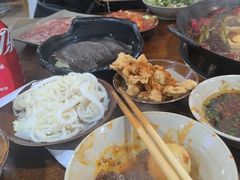-黄潇洒老火锅(九眼桥宏济巷店)