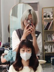 -1983 Hair Salon