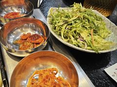 -臻牛烤肉