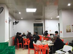 大堂-大众海鲜加工大排档(金海湾大道店)