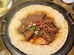 -锅飘飘·东北铁锅炖(雨花客厅店)