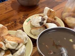 -丁红照水煎包胡辣汤