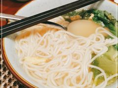 -月色西餐厅·海鲜刺身·烧烤(科学城保利郡雅酒店)