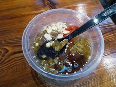 -黑白电视长沙小吃(美林M·LIVE天地东座店)